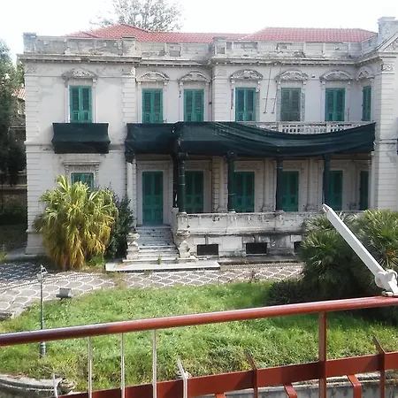 Pinkhouse