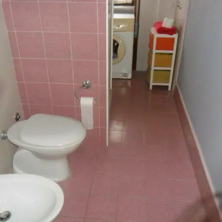 Pinkhouse 3*